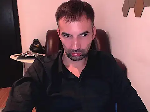 Leo 1617 online show from October 17, 2025, 6:21 pm