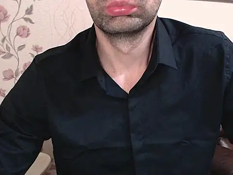 Leo 1617 online show from November 11, 2025, 6:19 pm