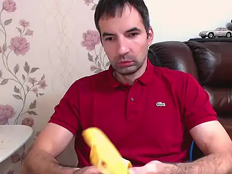 Leo 1617 online show from November 23, 2025, 3:56 pm