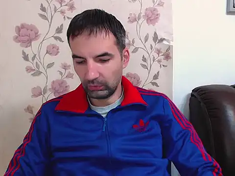 Leo 1617 online show from December 3, 2025, 8:56 am