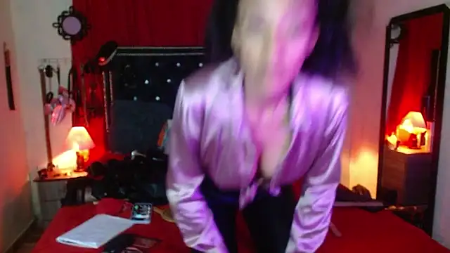 SamaraMartinez online show from October 27, 2025, 11:20 pm