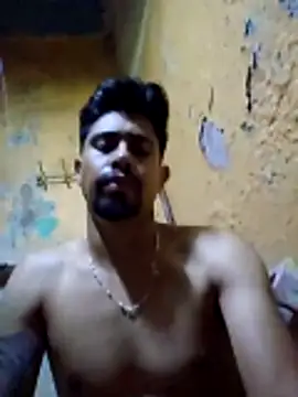 Menpolla hot online show from April 26, 2026, 3:21 pm