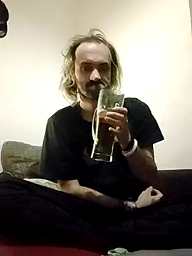 Snapshot of harterdome chatting on November 7, 2025, 3:28 am harterdome online show from November 7, 2025, 3:28 am