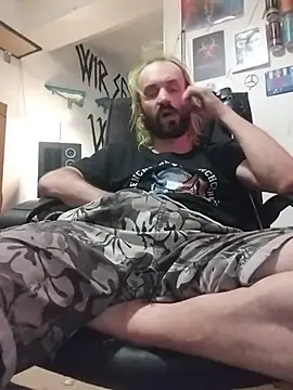 Snapshot of harterdome chatting on May 27, 2026, 3:20 pm harterdome online show from May 27, 2026, 3:20 pm