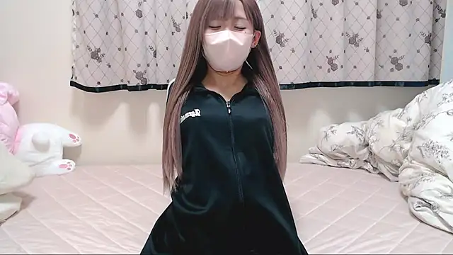  hiyor  online show from September 19, 2025, 6:08 pm