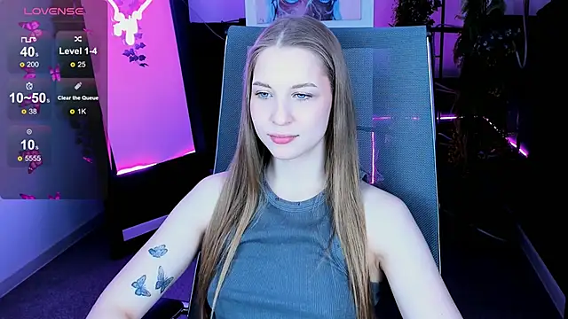 Snapshot of CuteMousee chatting on October 21, 2025, 10:38 am CuteMousee online show from October 21, 2025, 10:38 am