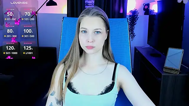 Snapshot of CuteMousee chatting on February 6, 2026, 9:23 am CuteMousee online show from February 6, 2026, 9:23 am