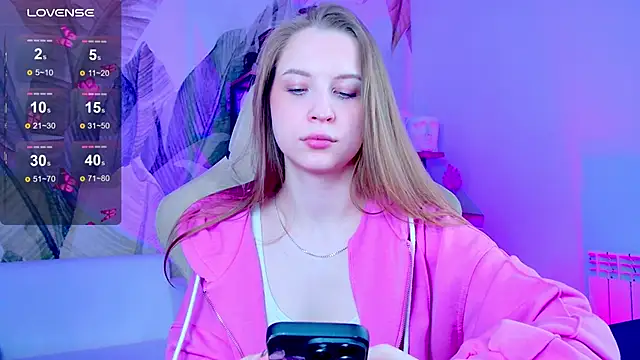 Snapshot of CuteMousee chatting on February 20, 2026, 6:26 am CuteMousee online show from February 20, 2026, 6:26 am