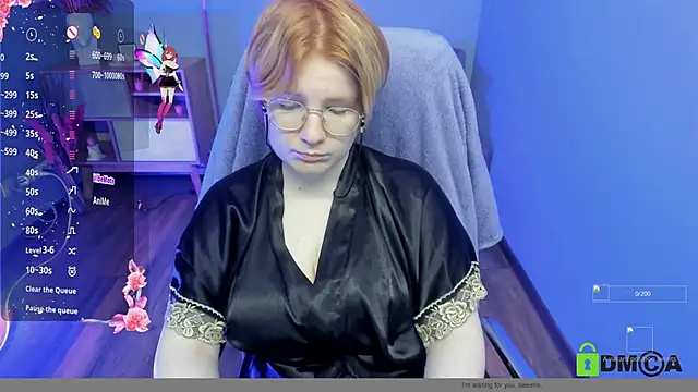 Java fire online show from November 19, 2025, 9:04 pm