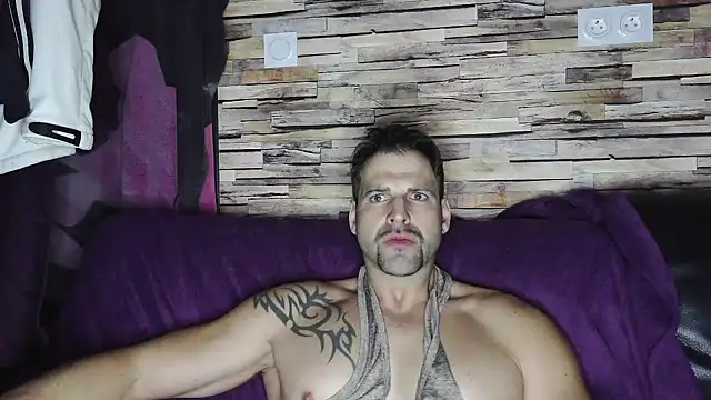 XxBigboybandxX online show from January 18, 2025, 9:13 pm