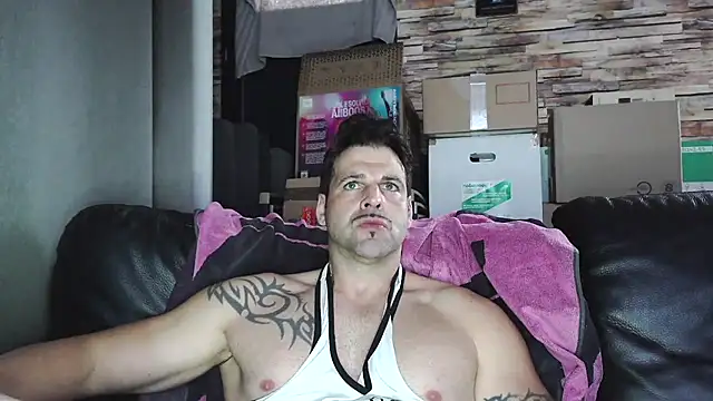 XxBigboybandxX online show from March 8, 2026, 2:10 pm