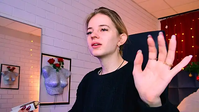 TinaDavil online show from January 7, 2026, 9:12 am