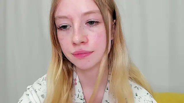 Snapshot of minidivaa_ chatting on March 5, 2025, 11:27 pm minidivaa  online show from March 5, 2025, 11:27 pm