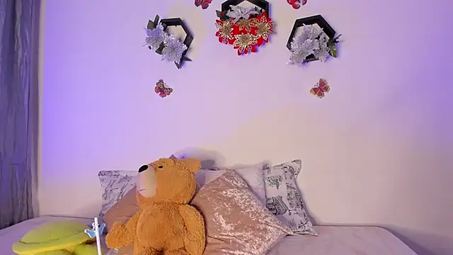 Snapshot of samara_jonness chatting on December 27, 2024, 11:21 pm samara jonness online show from December 27, 2024, 11:21 pm