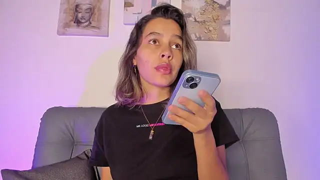 Snapshot of samara_jonness chatting on February 23, 2025, 9:26 pm samara jonness online show from February 23, 2025, 9:26 pm