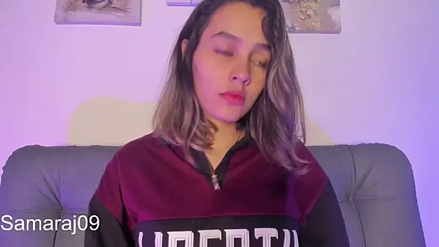 Snapshot of samara_jonness chatting on March 4, 2025, 11:32 pm samara jonness online show from March 4, 2025, 11:32 pm