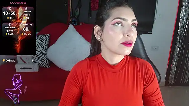 Snapshot of Carolaine69_ chatting on May 11, 2026, 1:28 pm Carolaine69 online show from May 11, 2026, 1:28 pm