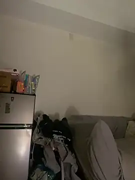 YoY-man online show from December 27, 2024, 4:43 pm