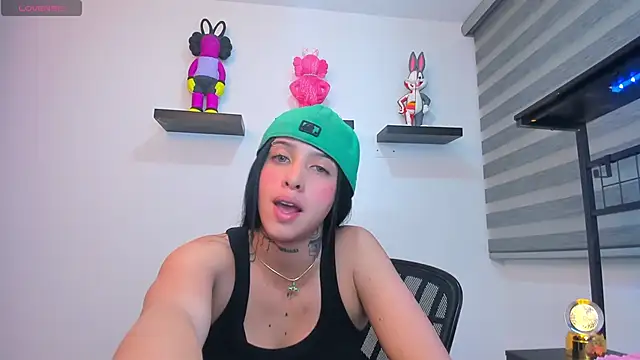 Snapshot of Gangster_Girl chatting on February 6, 2026, 2:27 am Gangster Girl online show from February 6, 2026, 2:27 am