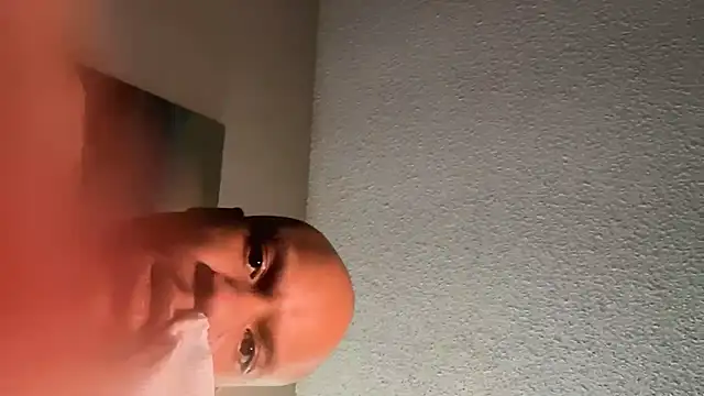 Snapshot of SexxyreddMale chatting on January 22, 2025, 5:59 am SexxyreddMale online show from January 22, 2025, 5:59 am