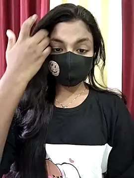 Myra-sen online show from October 18, 2025, 3:53 am