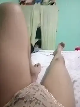 Snapshot of AngLMex chatting on December 16, 2025, 5:45 am AngLMex online show from December 16, 2025, 5:45 am