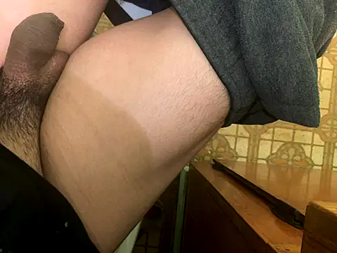 Snapshot of Adateen chatting on November 18, 2025, 9:58 am Adateen online show from November 18, 2025, 9:58 am