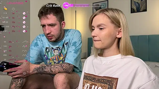 Snapshot of Adelovenick chatting on December 18, 2025, 9:15 am Adelovenick online show from December 18, 2025, 9:15 am