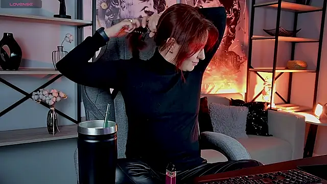Snapshot of Lana__May chatting on September 27, 2025, 12:10 pm Lana May online show from September 27, 2025, 12:10 pm