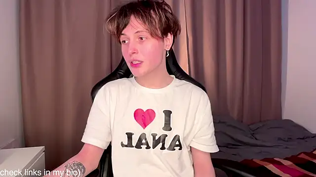 princeofsuccubs online show from January 22, 2025, 1:32 pm