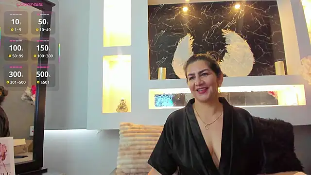 Cinthya mjs online show from November 12, 2025, 11:54 am