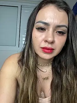 Snapshot of carol_amorim chatting on June 9, 2026, 11:38 pm carol amorim online show from June 9, 2026, 11:38 pm