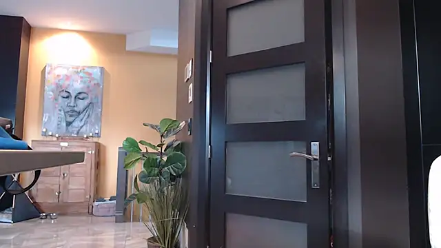 Toy-Daddy online show from November 4, 2025, 8:19 pm