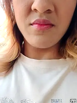 aslyhernandez 7 online show from October 9, 2025, 2:04 pm