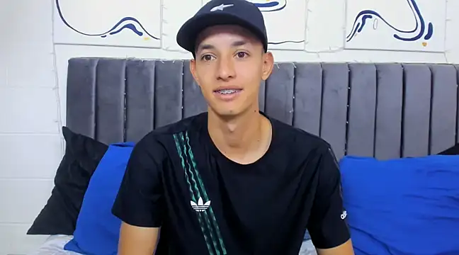 Snapshot of jake_shadow14 chatting on February 20, 2025, 6:02 pm jake shadow14 online show from February 20, 2025, 6:02 pm