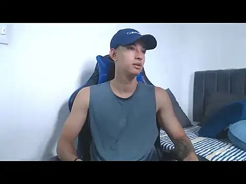 Snapshot of jake_shadow14 chatting on November 21, 2025, 5:11 pm jake shadow14 online show from November 21, 2025, 5:11 pm