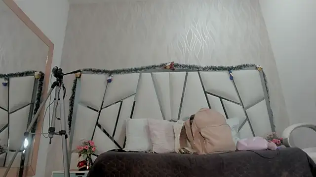 Snapshot of Victoriaa_millers chatting on November 23, 2025, 7:02 pm Victoriaa millers online show from November 23, 2025, 7:02 pm