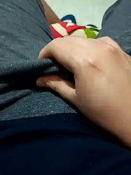 Snapshot of beautiful_hands_ chatting on February 6, 2025, 10:59 am beautiful hands online show from February 6, 2025, 10:59 am