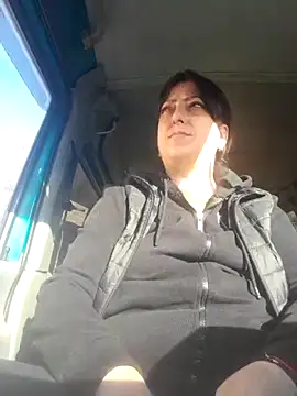 larylary6969 online show from December 16, 2025, 8:52 am