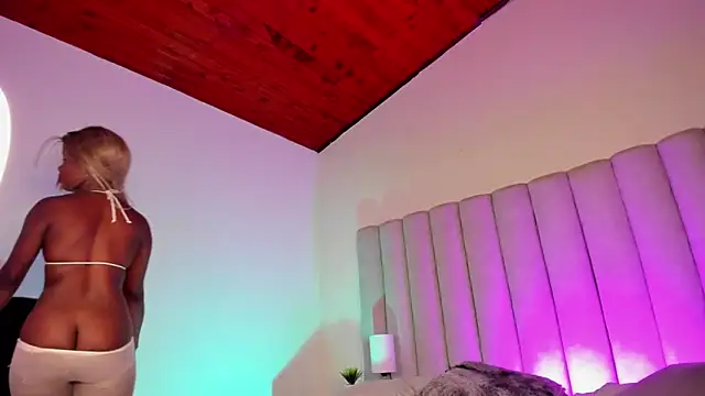 Snapshot of briannajackson_ chatting on March 11, 2025, 3:12 pm briannajackson online show from March 11, 2025, 3:12 pm