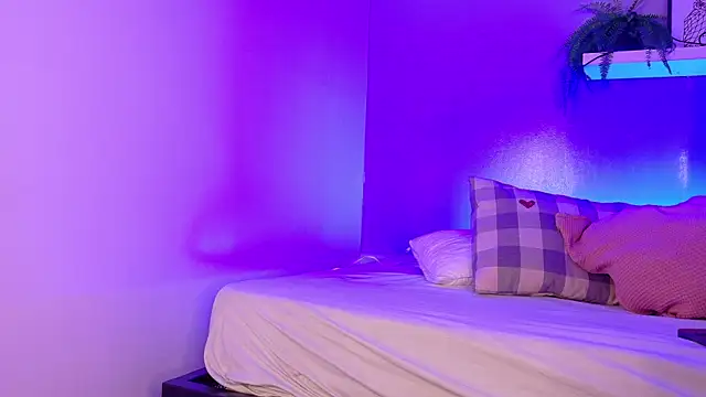 Snapshot of briannajackson_ chatting on December 18, 2025, 11:49 am briannajackson online show from December 18, 2025, 11:49 am