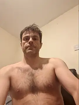 Snapshot of steb1980 chatting on February 9, 2026, 10:14 pm steb1980 online show from February 9, 2026, 10:14 pm