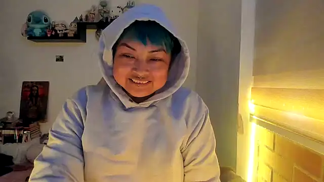 Shaddycute  online show from January 7, 2026, 2:52 pm