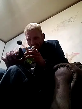 gettinit2wice online show from December 4, 2024, 12:36 pm