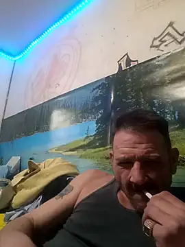 gettinit2wice online show from March 14, 2025, 6:50 pm