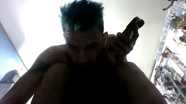 Snapshot of gettinit2wice chatting on July 13, 2026, 6:27 am gettinit2wice online show from July 13, 2026, 6:27 am
