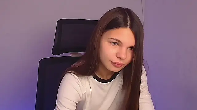 Snapshot of Hanna_Way chatting on December 30, 2024, 6:42 am Hanna Way online show from December 30, 2024, 6:42 am