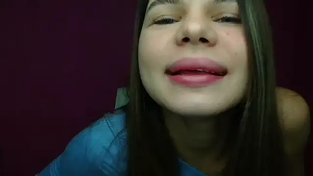 Snapshot of Hanna_Way chatting on January 6, 2025, 6:58 am Hanna Way online show from January 6, 2025, 6:58 am