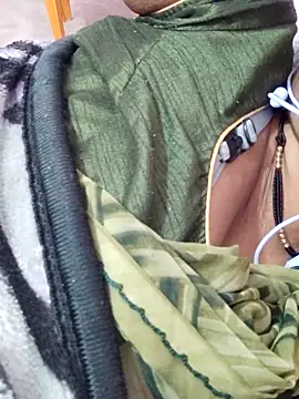 FeltedEuropium online show from February 8, 2025, 5:50 pm