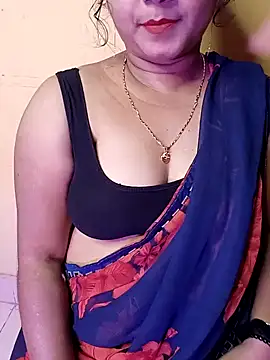 Snapshot of ella_mariya chatting on December 1, 2024, 5:02 pm ella mariya online show from December 1, 2024, 5:02 pm